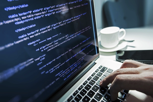 バックエンドエンジニアの役割