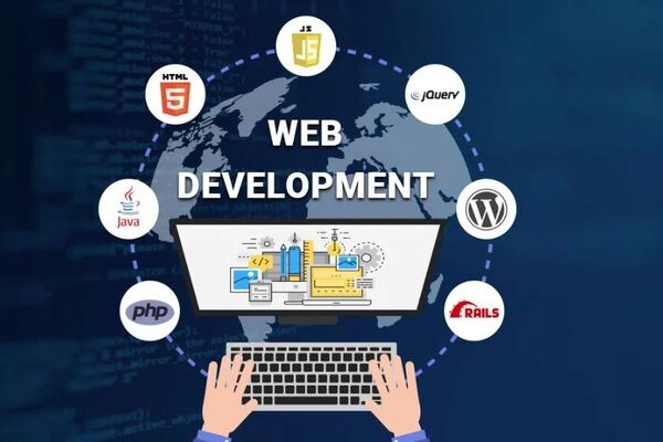 ウェブアプリケーション開発とは？